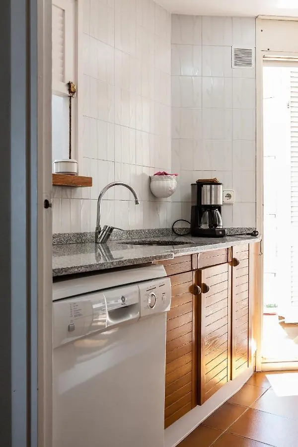 Apartment Primerisima Linea De Mar. Hutg 038644-53 L'Escala