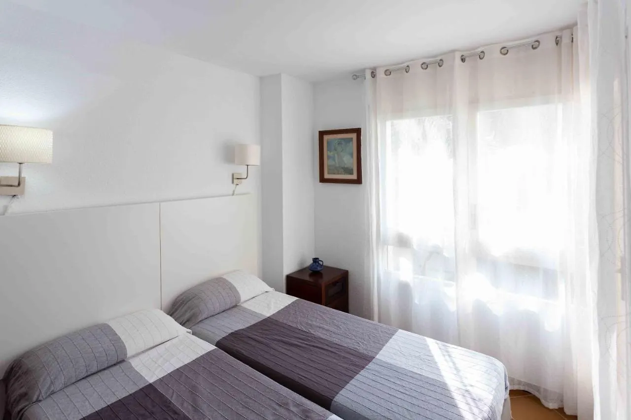 Primerisima Linea De Mar. Hutg 038644-53 L'Escala