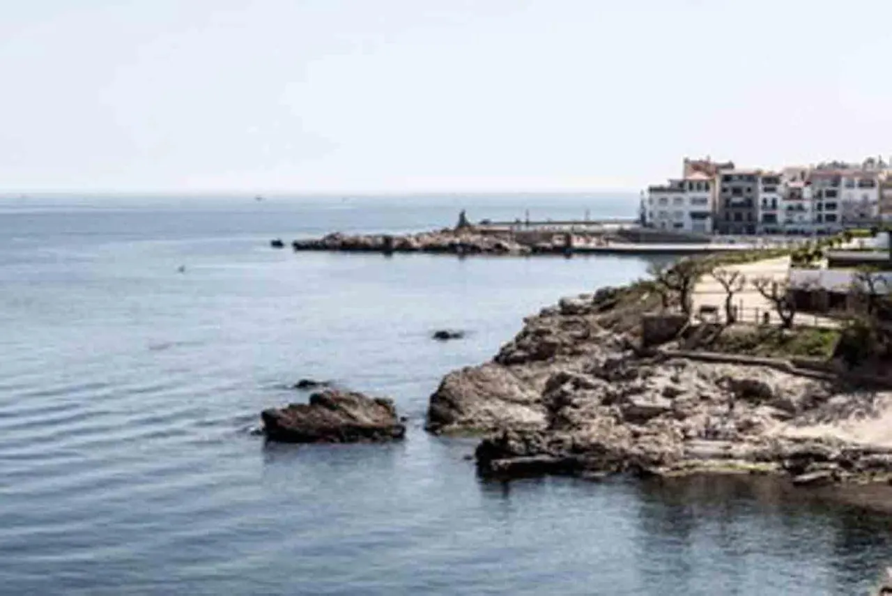 Primerisima Linea De Mar. Hutg 038644-53 L'Escala Apartment